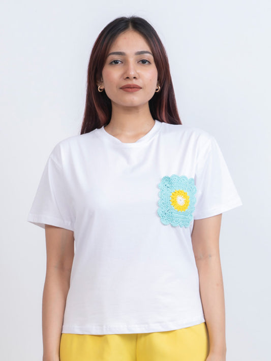 Crochet Pocket Patch T-shirt